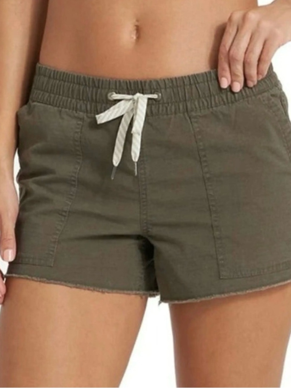 Vuori Vintage Ripstop Shorts Women's size small in dark oregano - Picture 2 of 6